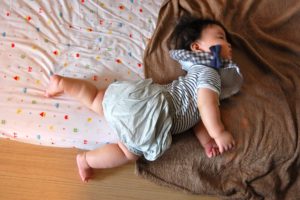赤ちゃんの寝返りは人それぞれ これだけはおさえておきたい5つのポイント 小児科オンラインジャーナル